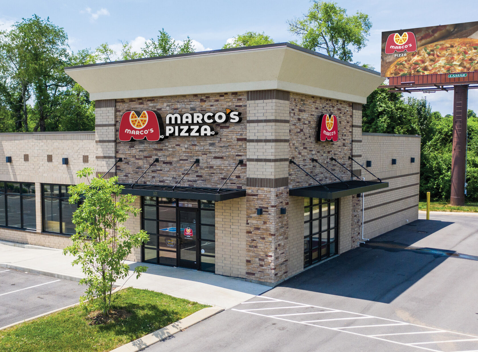 Marco's Pizza storefront